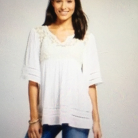 Knox Rose Tops - NWT woman's Knox Rose Lace Top Size Large